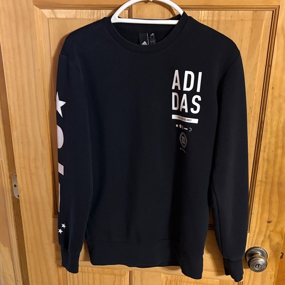 Adidas Women’s Black Crewneck SweatShirt Size Small - Picture 1 of 4